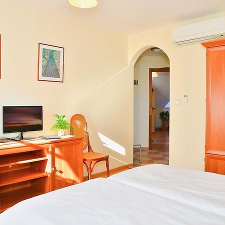Nyerges Vendegfogado Bed & Breakfast Hegykő Dış mekan fotoğraf